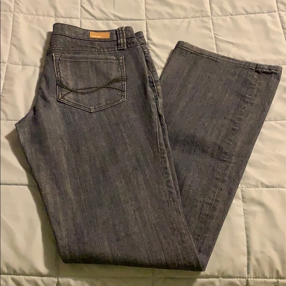 REFUGE WOMANS JEANS - Picture 5 of 5